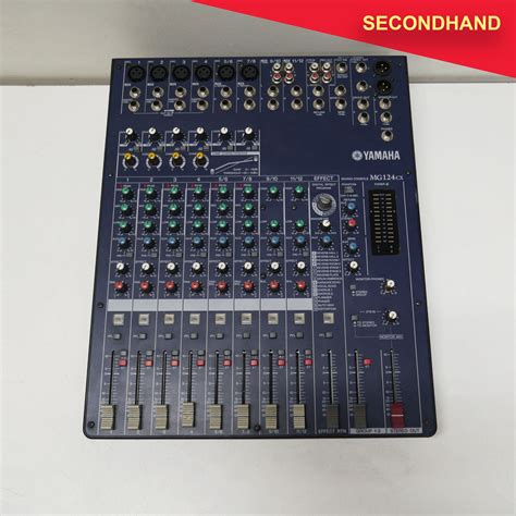 yamaha mg124cx mixing console.